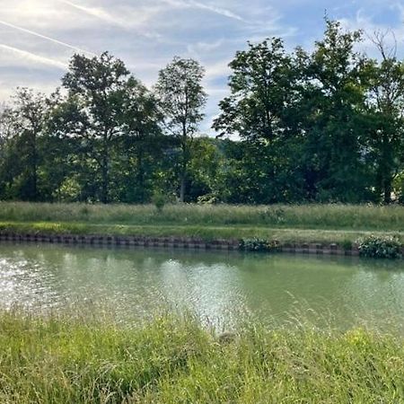 Fleurey-sur-Ouche Gite Calme Au Bord De L'Ouche. מראה חיצוני תמונה