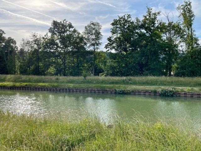 Fleurey-sur-Ouche Gite Calme Au Bord De L'Ouche. מראה חיצוני תמונה
